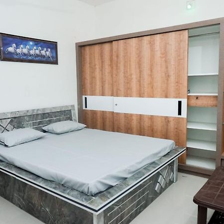 Mahadev Premium Homestay Garudeshwar Exterior photo
